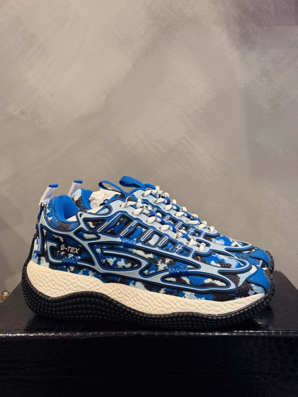 John Geiger 004 Arctic Blue sz 5 DS! - Picture 2 of 6